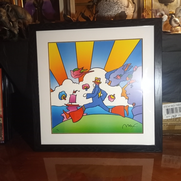 The Artist-one and only Peter Max presents " Cosmic Runner" - Picture 8 of 9